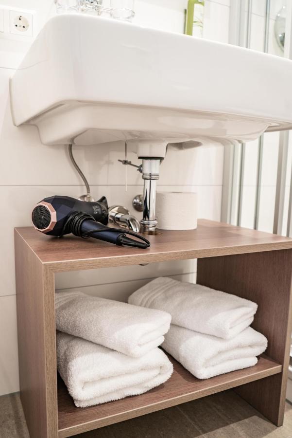 Cityapartments Residence Klimatisiert Friedrichshafen Bagian luar foto